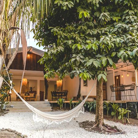 Cuatro Vientos Lodge & Apartments - Mal Pais, Costa Rica Playa Santa Teresa (Puntarenas) Exterior foto